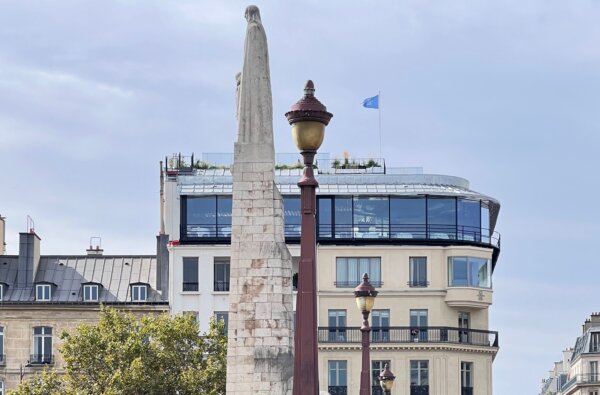 2024年秋、フランス・パリへ行ってきた③ラ・トゥールダルジャンの花装飾