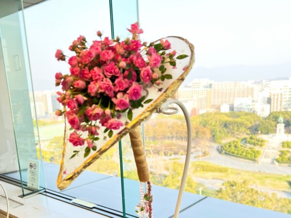 福岡県庁で作品展③  Premium Flowersの講師の作品のご紹介